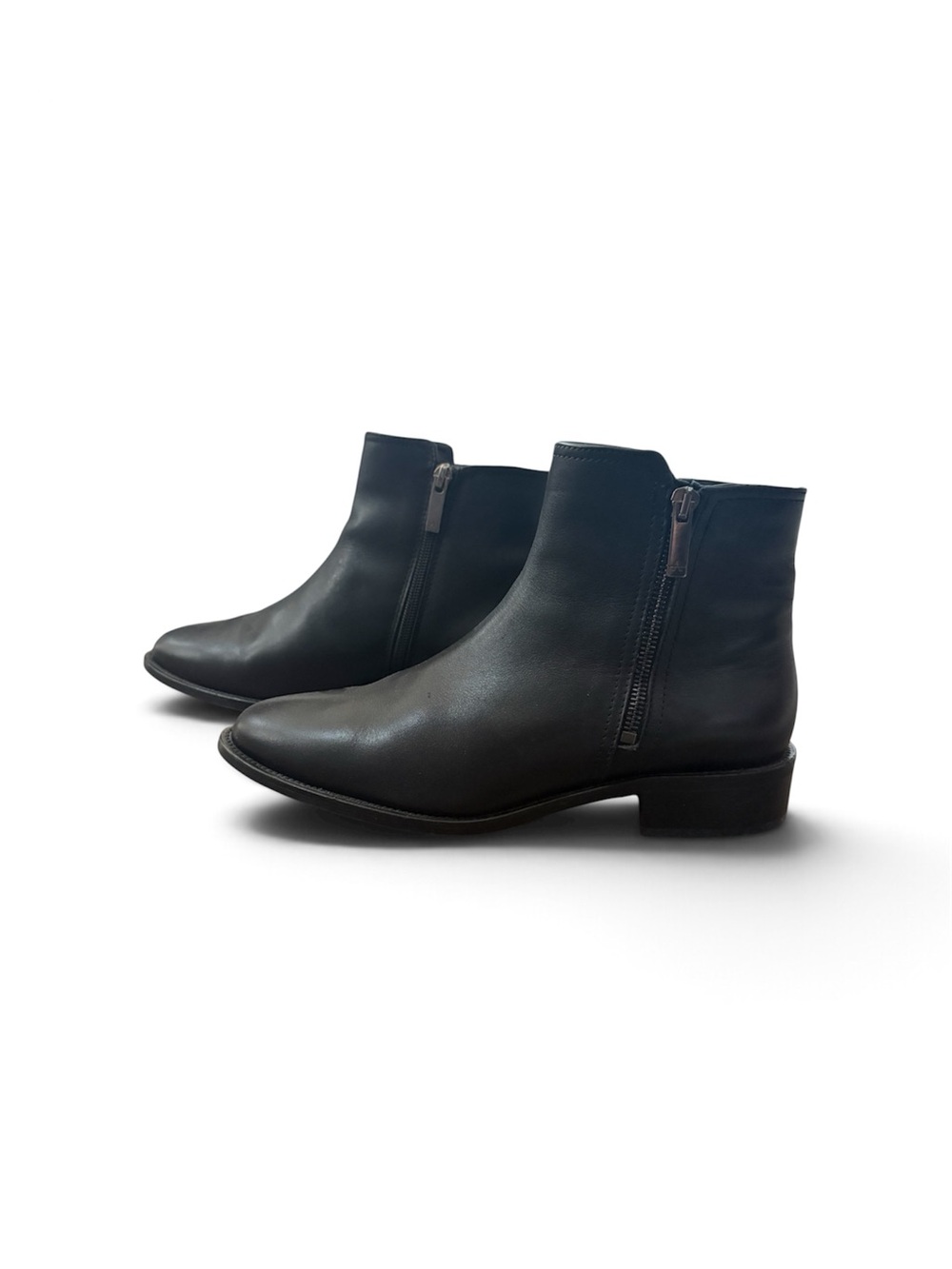 Aquatalia Black Leather Zip-Side Ankle Booties. Size 8.5